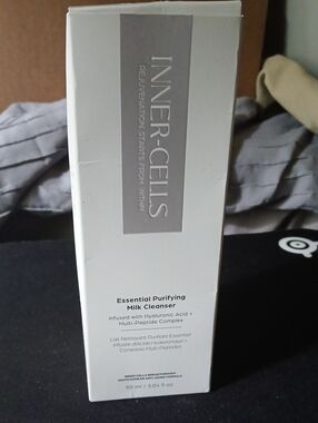 Inner-Cells Essential Purifying Milk Cleanser NIB